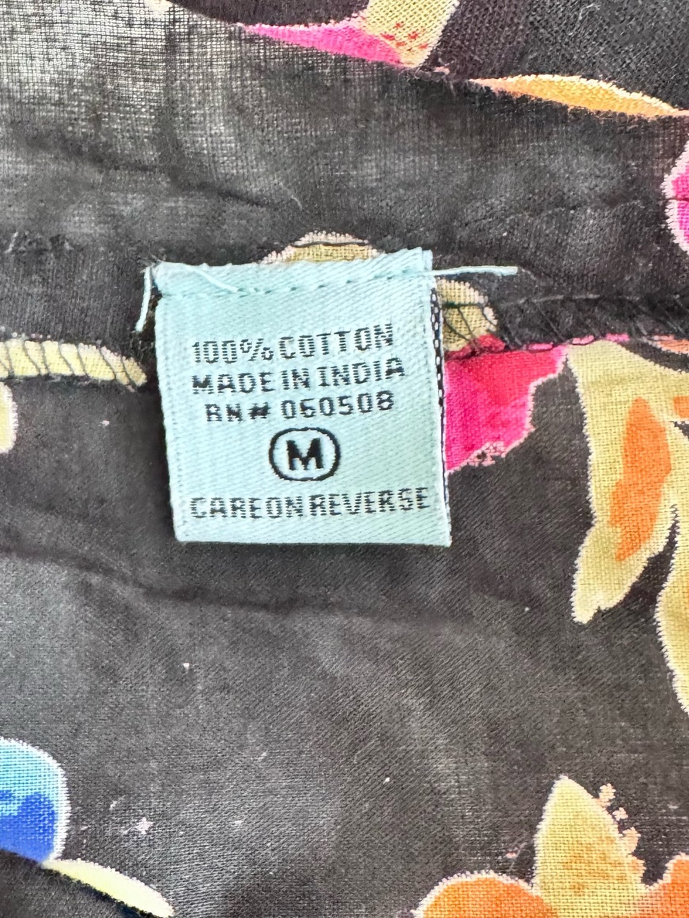 Nostalgia Black high low %100 cotton Top Multicolor Floral & black embroidery - Picture 12 of 14